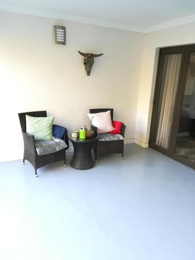 Christofphs Bed & Breakfast Bonnievale Dış mekan fotoğraf